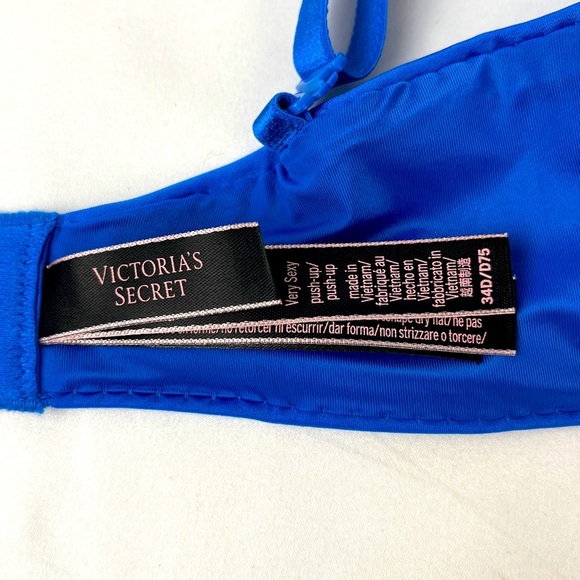 Victoria’s Secret VERY SEXY Shine Cradle Push-Up Bra size 34D Shocking Blue - Picture 7 of 14